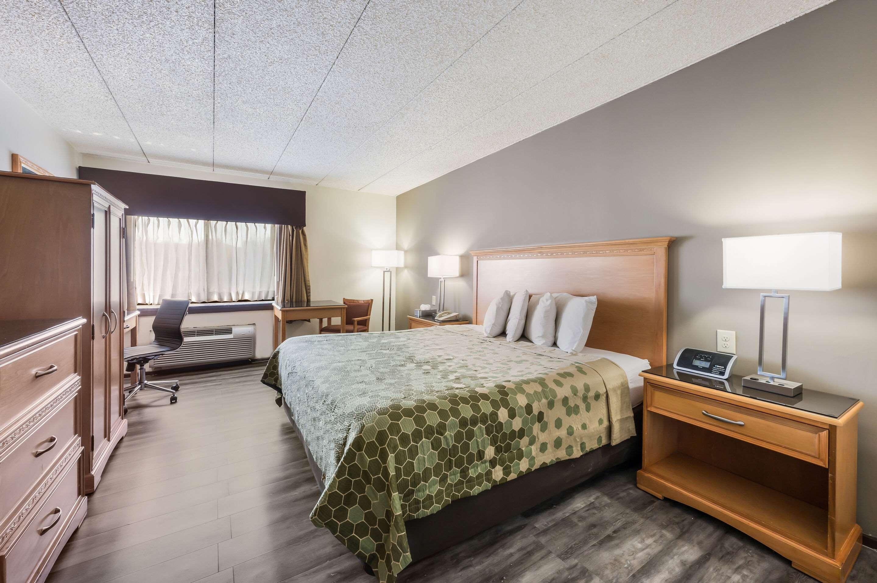 Econo Lodge Quakertown Extérieur photo