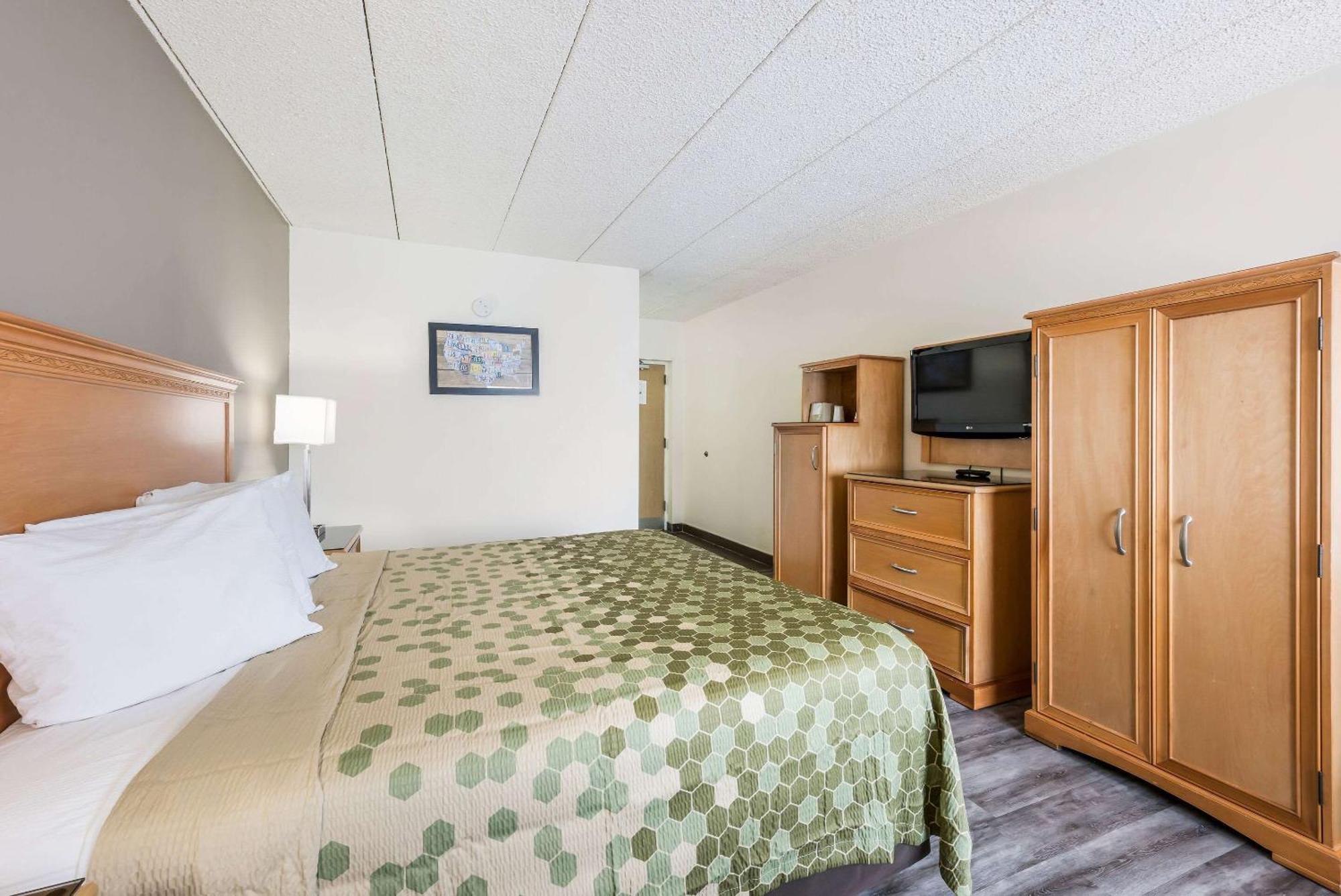 Econo Lodge Quakertown Extérieur photo