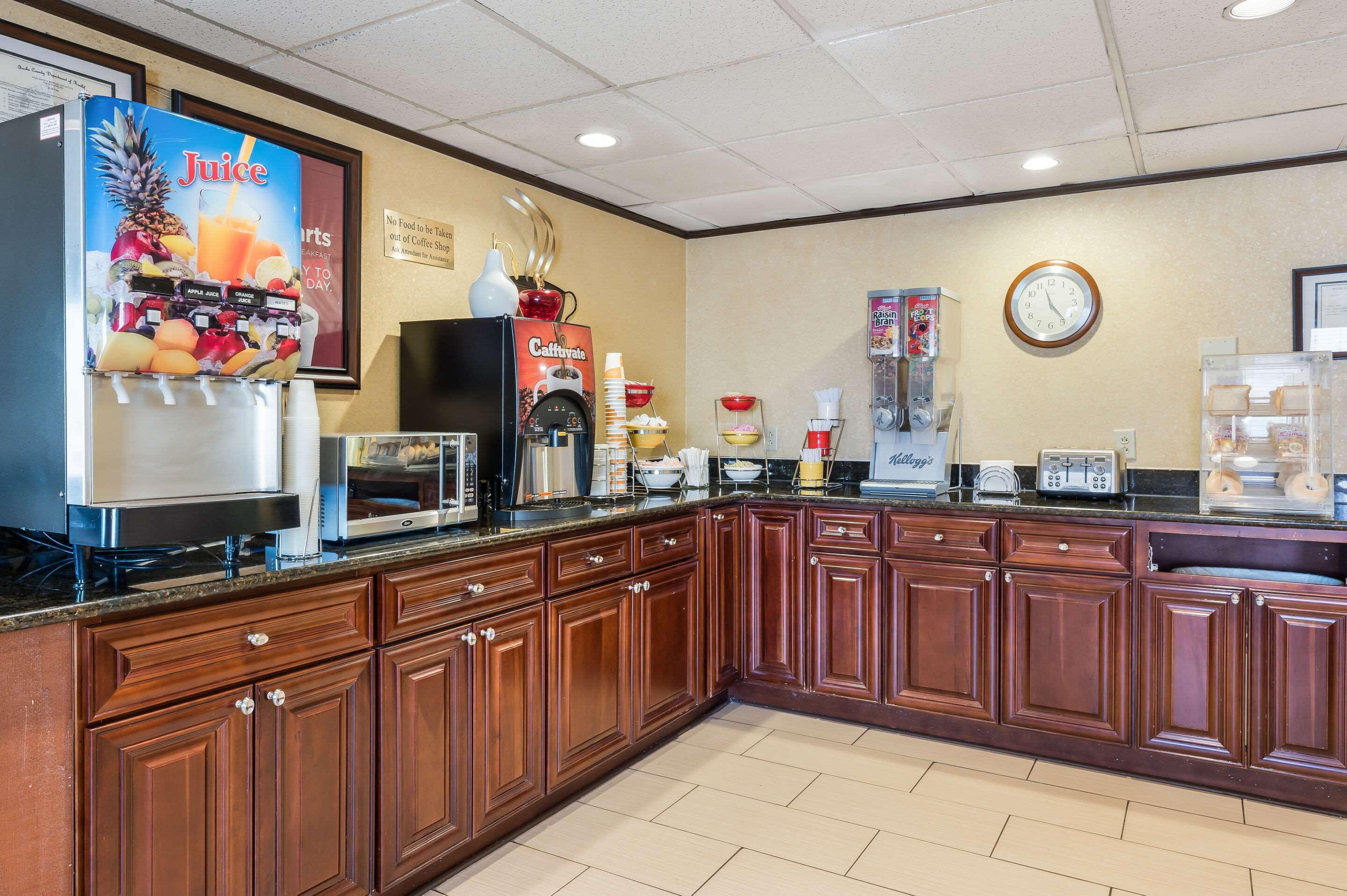 Econo Lodge Quakertown Extérieur photo