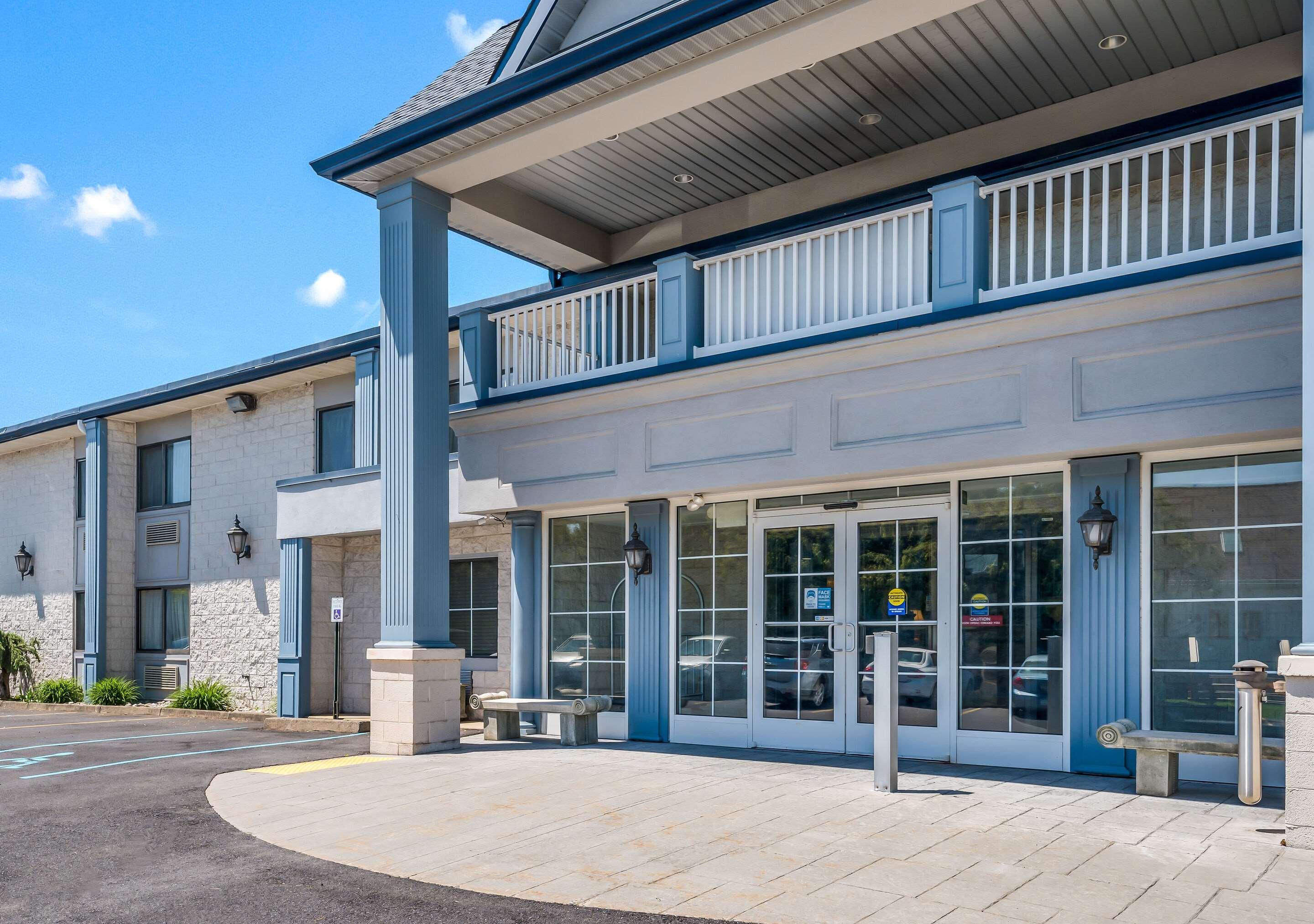 Econo Lodge Quakertown Extérieur photo