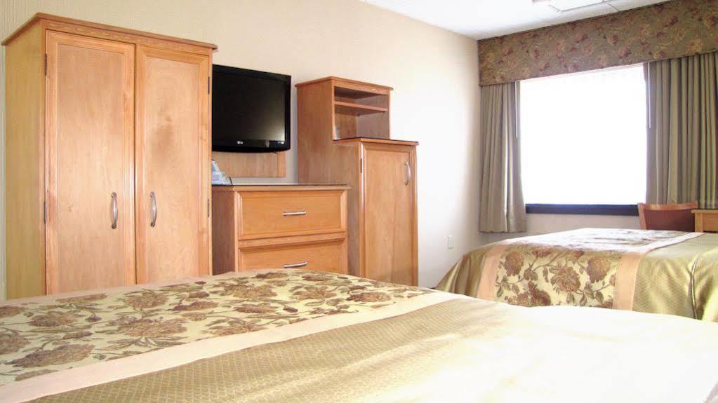 Econo Lodge Quakertown Extérieur photo