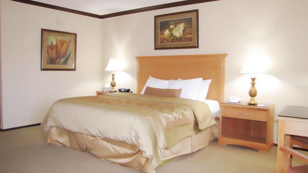 Econo Lodge Quakertown Extérieur photo